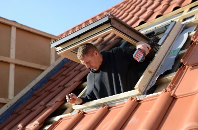 Pose de fenêtres de toit Velux à Rocheville